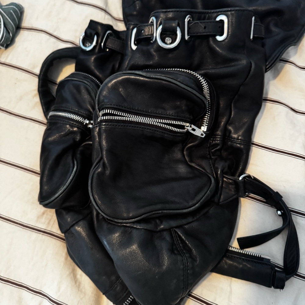 ALEXANDER WANG marti black leather backpack - Picture 6 of 9